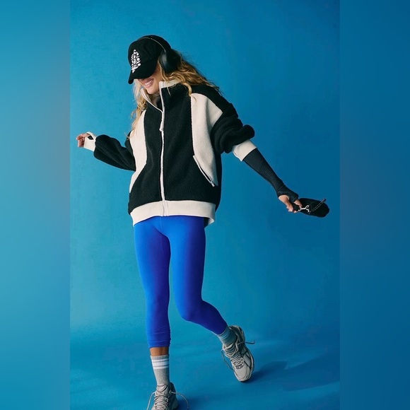 Free People Black and White Hit the Slopes Fleece - Picture 5 of 9